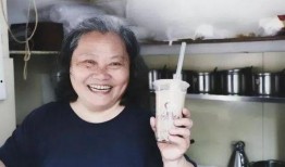 奶茶阿姨爆料弟弟视频,弟弟萌态视频引网友热议